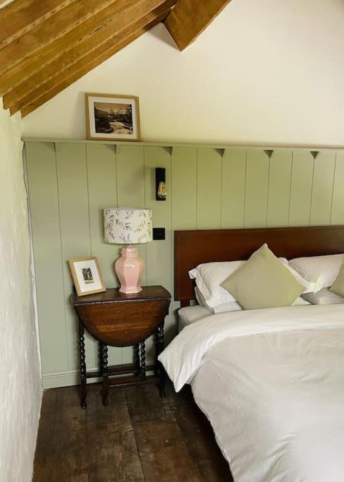 Former Corn Mill Cottage On The North Wales Coast Talacre Bagian luar foto